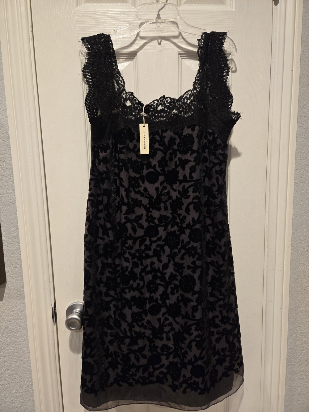 Max Studio Dark Romantic Black Velvet Lace Floral Burnout Dress Size M Vampcore